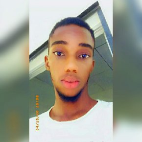 homme sérieux honnête sincère franc fidèle doux affectueux sentimental courageux correcte soigneux