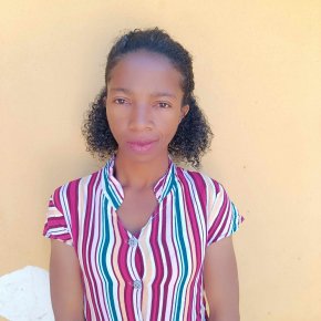 La belle Malagasy de Madagascar Princia qui cherche son ame soeur soulmate 