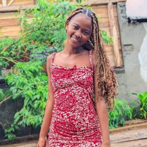 Je suis une fille simple sympa gentil ,je cherche une relation serieuse,je cherche un homme sérieux 
