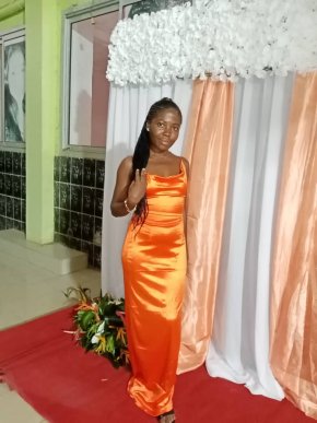 Recherche une relation sérieuse un homme avec lequel enssemble allons fonder notre foyer