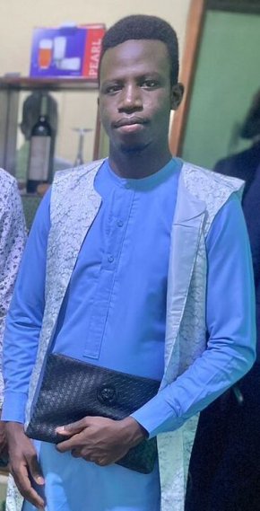 looking for a funny serious and lovely women 