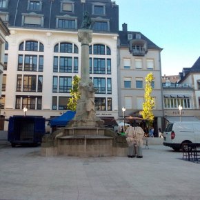 Amoureux  et aimable comme ton plus proche ami