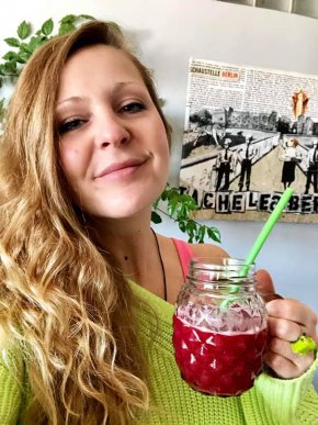  « Belle plume cherche joli crayon de couleur pour écrire ensemble les plus belles pages de notre vi