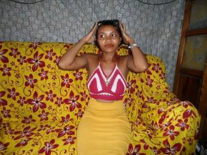 Salut cest moi silvanah de majunga venez discuter