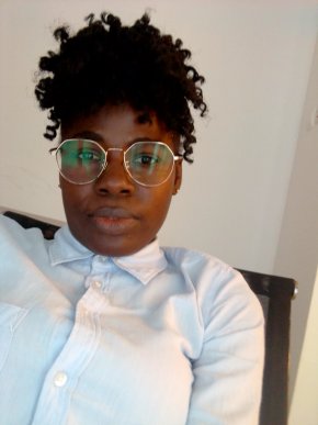 Femme, vertueuse, attentionnée, motivée en amour, très calme .