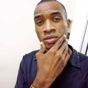 Ouvert d'eprit, je crois toujours en l'amour vrai. J'espère trouver celle qui arrivera à me dompter
