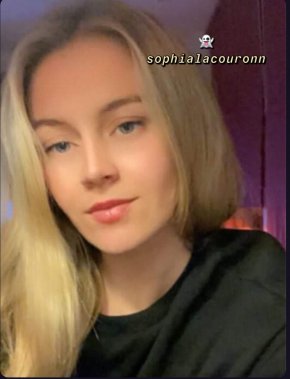 Je recherche à Rencontre sérieuse avec un gentilhomme curieux, mon Snapchat sophialacouronn 