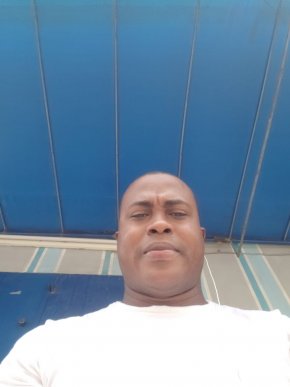 Recherche d'amitié sincère pouvant aboutir à une relation sérieuse 