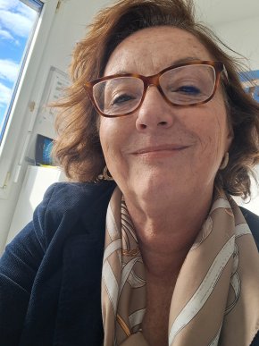 Hello, c'est toi qui m'attends à Maurice je l'espère