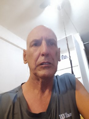 SOu soy un hombre sencillo y respetuoso de las mujeres 