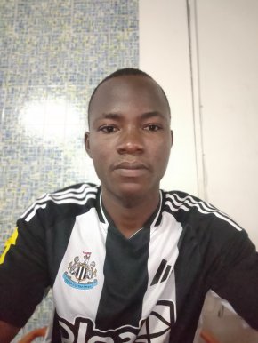 Un homme a la recherche d'une femme sérieuse et sincère 
