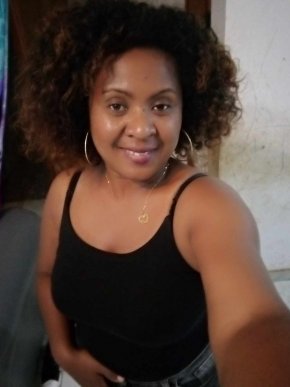 FEMME MALGACHE RECHERCHE SON AME SOEUR , AVEC UN HOMME SERIEUX