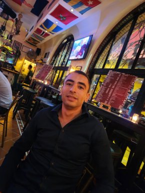 Je suis quelqu un de sympathique qui aime bien la vie