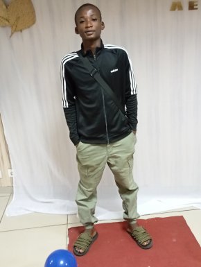 Cherche l'amour véritable svp je suis sérieux ma belle 