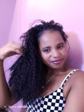 Cherches un homme serieux qui est pret vivre dans une relation amoureuse et durable