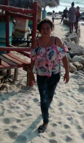 Une femme ,cherche un amour sérieux et sincère