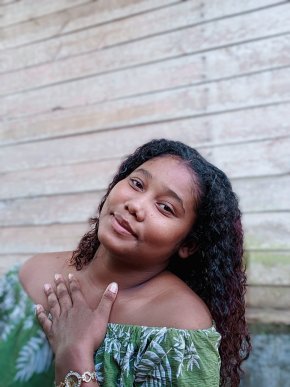 Je cherche un homme sérieux et drole, sentimentale,ouvert esprit