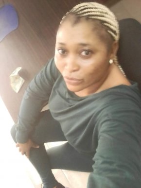 Jeune africaine recherche une relation sérieuse uniquement 