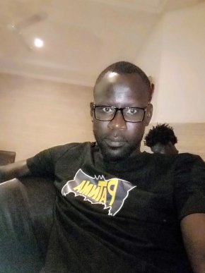 Je suis un mec cool et reglo a la recherche de mon âme sœur 