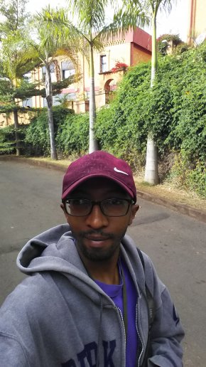 Cherche ma moitié  et je sais que tu es là