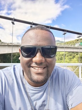 Relation sérieuse et souhaité discuté et sortir faire des rencontres 