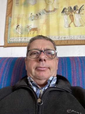 Homme de 57 ans recherche une amitié voir plus 